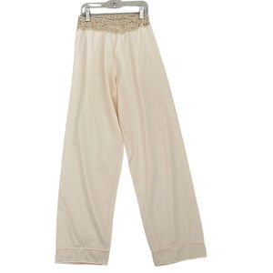 NWOT Vintage 60’s Wonder Maid non cling nylon pantaloons